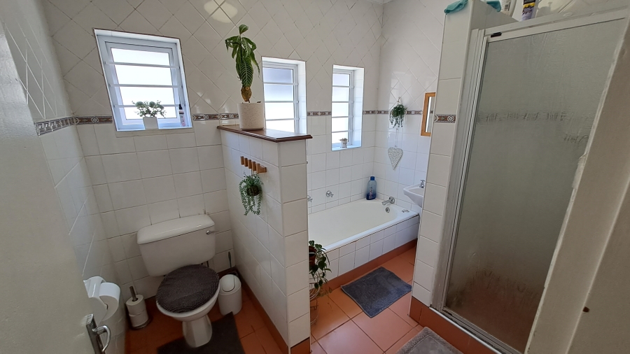 4 Bedroom Property for Sale in Walmer Eastern Cape